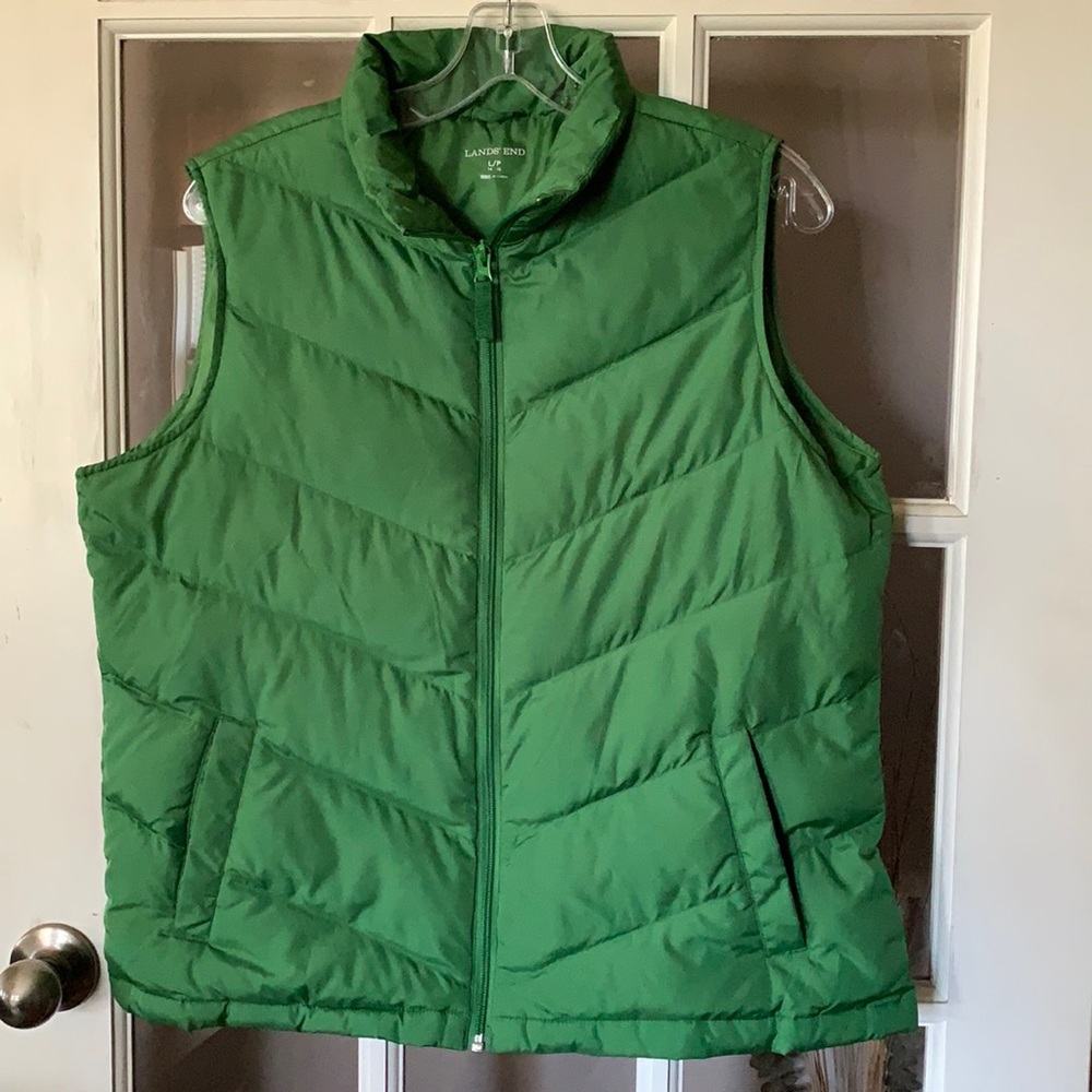 Lands’ End Down Filled Green Vest L/P 14-16